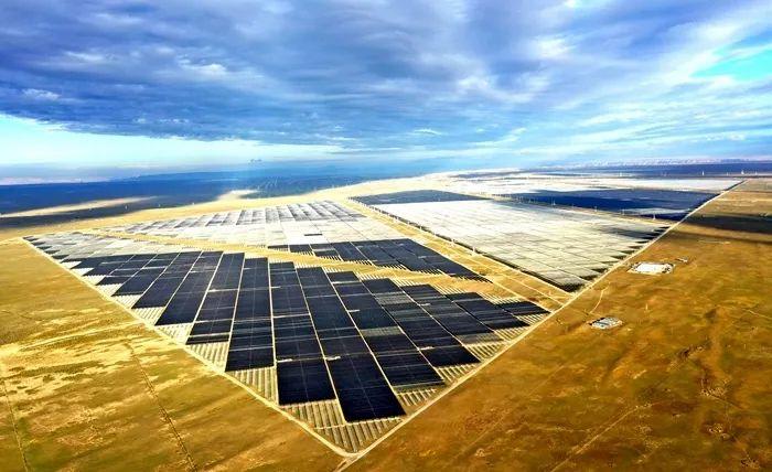 中國十三省最大光伏電站在這里！欽州康熙嶺的光伏電站能排上號(hào)了嗎？