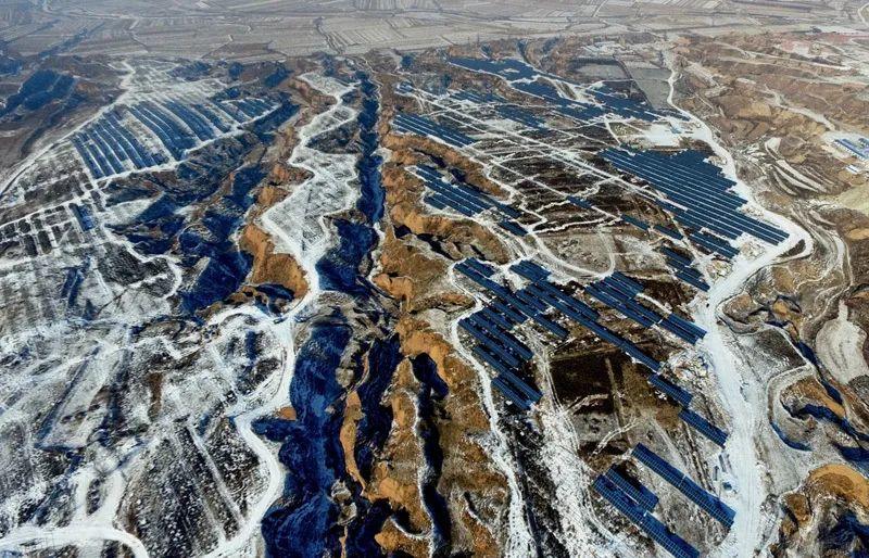 中國十三省最大光伏電站在這里！欽州康熙嶺的光伏電站能排上號(hào)了嗎？