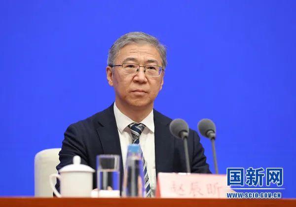 國(guó)家能源局：大力發(fā)展光伏發(fā)電、風(fēng)電等可再生能源；多管齊下解決消納問(wèn)題